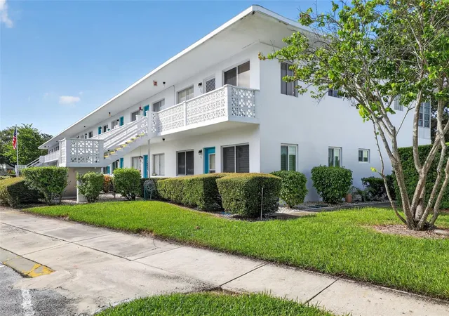 Photo 1 of Condo for sale at 8320 112th St #208, Seminole, FL 33772 | MLS# O6436446 | Listing updated on 2026-09-01