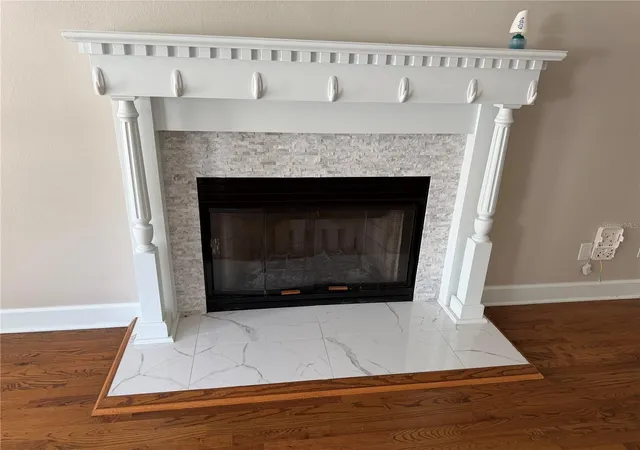 Photo 5 of Single family home for sale at 916 Hillcrest Ct, Tallahassee, FL 32308 | MLS# OM731038 | Listing updated on 2026-08-26
