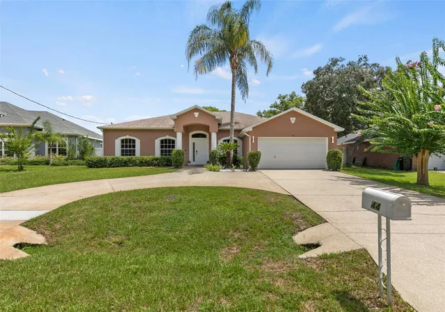 Photo 2 of Single family home for sale at 44 Furness Pl, Palm Coast, FL 32137 | MLS# FC320960 | Listing updated on 2026-08-27
