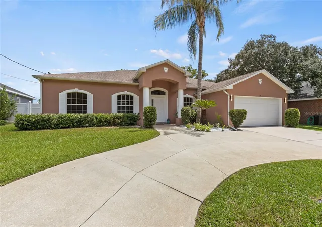 Photo 2 of Single family home for sale at 44 Furness Pl, Palm Coast, FL 32137 | MLS# FC320960 | Listing updated on 2026-09-13