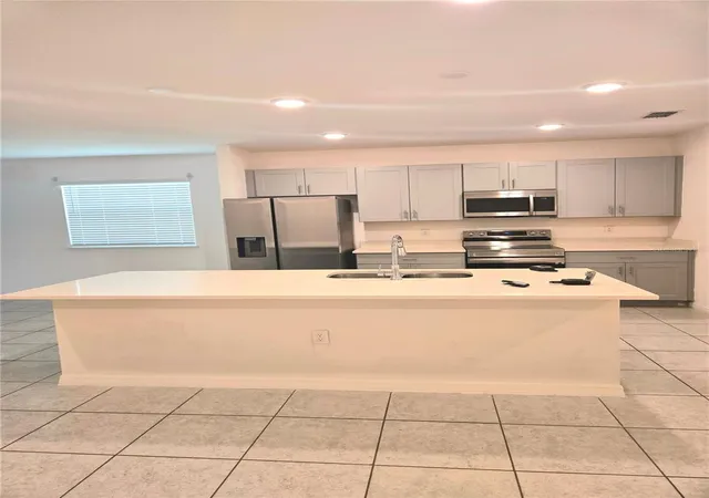 3rd image of 1137 Orne Ct, Kissimmee, FL 34759 | MLS# S5156275
