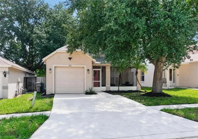 Photo 3 of Single family home for sale at 518 Summer Sails Dr, Valrico, FL 33594 | MLS# TB8542293 | Listing updated on 2026-08-27