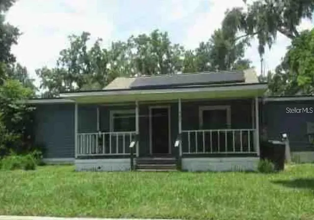 Photo 1 of Single family home for sale at 985 S Dudley Ave, Bartow, FL 33830 | MLS# TB8542300 | Listing updated on 2026-08-28