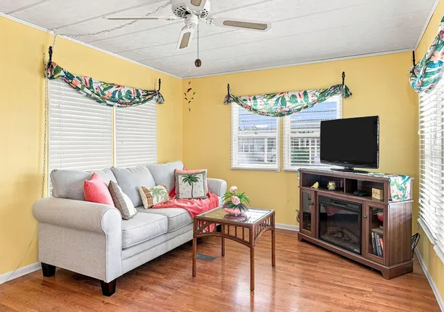 5th image of 1800 Englewood Rd #137, Englewood, FL 34223 | MLS# D6148549