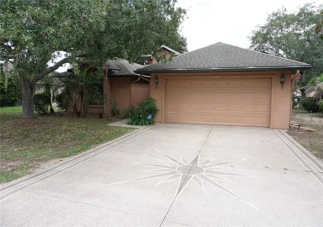 Single family home for sale at 4531 Treasure Cay Rd, TAVARES, FL 32778 | MLS# OM731044