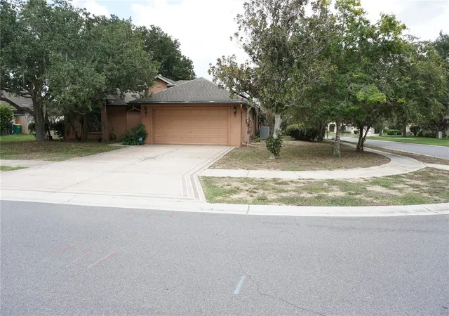 Photo 1 of Single family home for sale at 4531 Treasure Cay Rd, Tavares, FL 32778 | MLS# OM731044 | Listing updated on 2026-08-27