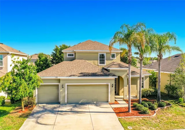 Photo 1 of Single family home for sale at 3319 Bethpage Loop, Mount Dora, FL 32757 | MLS# C7529977 | Listing updated on 2026-08-26