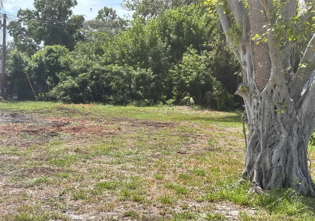 Land for sale at 0000 S 29 Ave S, ST PETERSBURG, FL 33711 | MLS# TB8542329
