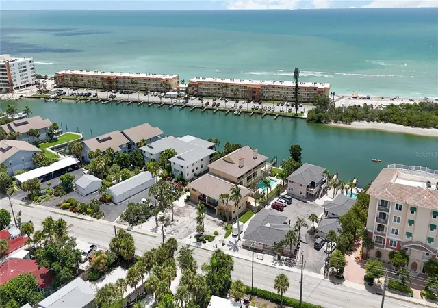 Photo 2 of Condo for sale at 9034 Midnight Pass Rd #6, Sarasota, FL 34242 | MLS# A4704019 | Listing updated on 2026-08-31