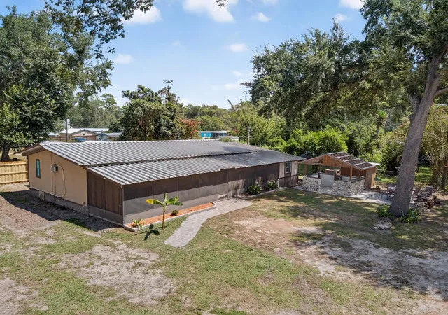Photo 1 of Manufactured home for sale at 25101 Ne 131st Place, Fort Mc Coy, FL 32134 | MLS# OM731047 | Listing updated on 2026-09-24