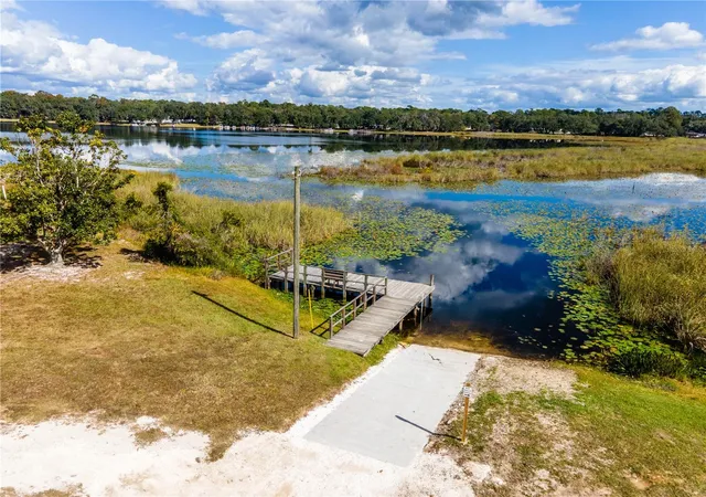 Photo 44 of Manufactured home for sale at 25101 NE 131st Place, FORT MC COY, FL 32134 | MLS# OM731047 | Listing updated on 2026-09-24