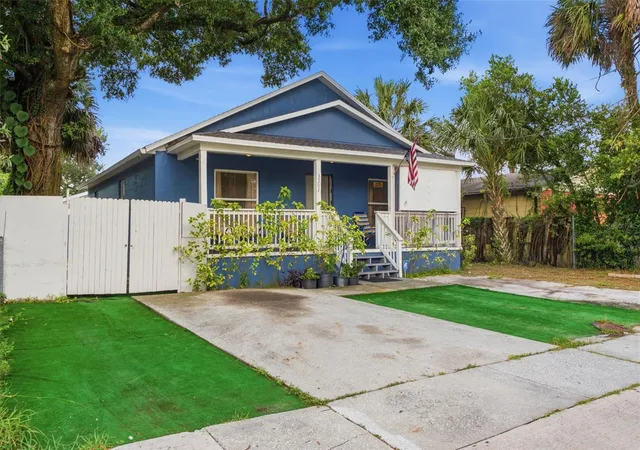 Photo 1 of Single family home for sale at 3203 Deleuil Ave, Tampa, FL 33610 | MLS# TB8542334 | Listing updated on 2026-08-26