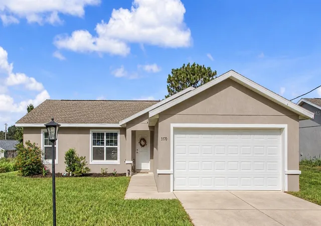 Photo 3 of Single family home for sale at 3570 Sw 149th Ct, Ocala, FL 34481 | MLS# OM731048 | Listing updated on 2026-10-03