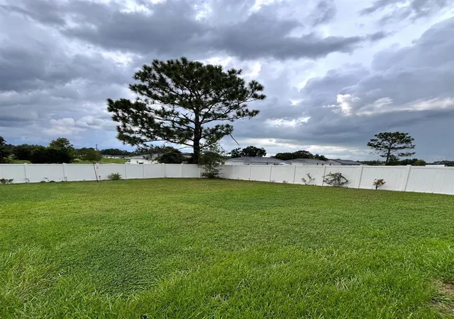 Photo 3 of Single family home for sale at 3570 Sw 149Th Ct, Ocala, FL 34481 | MLS# OM731048 | Listing updated on 2026-09-14