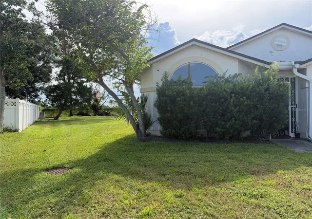 Photo 2 of Single family home for sale at 3236 Koval Ct, Orlando, FL 32837 | MLS# O6436503 | Listing updated on 2026-08-26