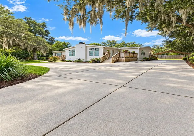 Photo 1 of Manufactured home for sale at 16800 Se 249th Terrace, Umatilla, FL 32784 | MLS# G5116955 | Listing updated on 2026-09-04