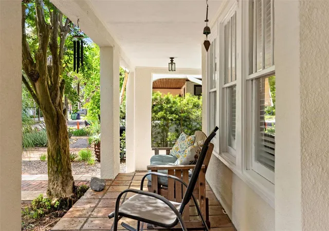 3rd image of 1609 S Arrawana Ave, Tampa, FL 33629 | MLS# TB8542346