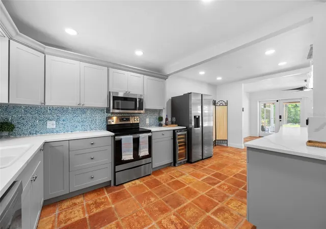 2nd image of 1211 Russell Dr N, St Petersburg, FL 33710 | MLS# TB8542349