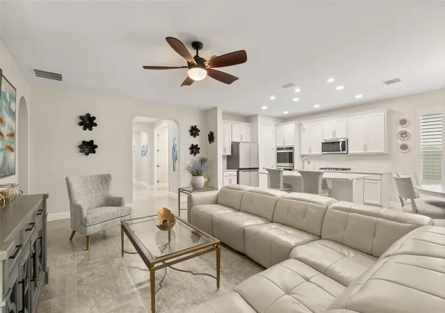 Photo 5 of Single family home for sale at 17307 Bal Harbour Dr, Winter Garden, FL 34787 | MLS# O6436527 | Listing updated on 2026-08-27