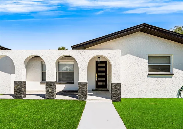 Photo 3 of Single family home for sale at 1077 40th Avenue NE, Saint Petersburg, FL 33703 | MLS# TB8542361 | Listing updated on 2026-10-13
