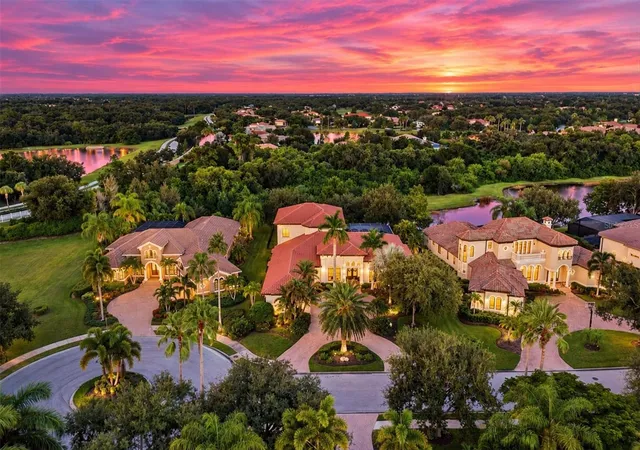 Photo 1 of Mansion for sale at 6809 Belmont Ct, Lakewood Ranch, FL 34202 | MLS# A4704028 | Listing updated on 2026-09-07