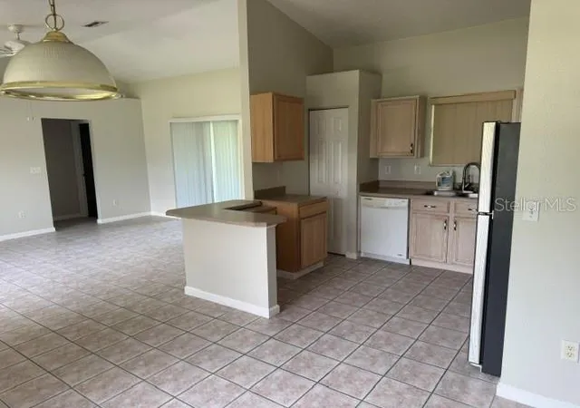 Photo 2 of Single family home for sale at 9 Rocket Ln, Palm Coast, FL 32164 | MLS# FC320975 | Listing updated on 2026-08-26
