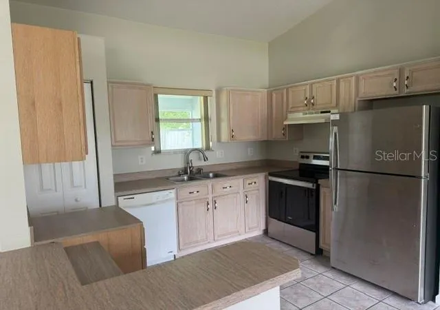 Photo 2 of Single family home for sale at 9 Rocket Ln, Palm Coast, FL 32164 | MLS# FC320975 | Listing updated on 2026-08-26