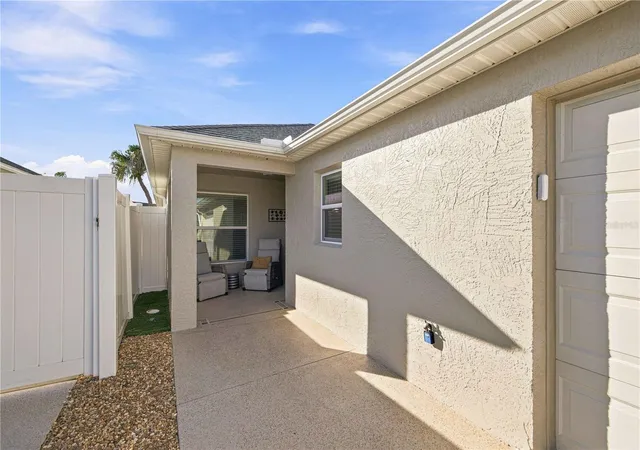 Photo 3 of Sale Pending at 1186 Trappers Ct, The Villages, FL 32163 | MLS# G5116964 | Listing updated on 2026-09-07