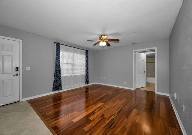 Photo 3 of Condo for sale at 6100 Gulfport Blvd S #405, Gulfport, FL 33707 | MLS# TB8542375 | Listing updated on 2026-10-02