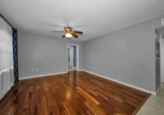Photo 4 of Condo for sale at 6100 Gulfport Blvd S #405, Gulfport, FL 33707 | MLS# TB8542375 | Listing updated on 2026-10-02