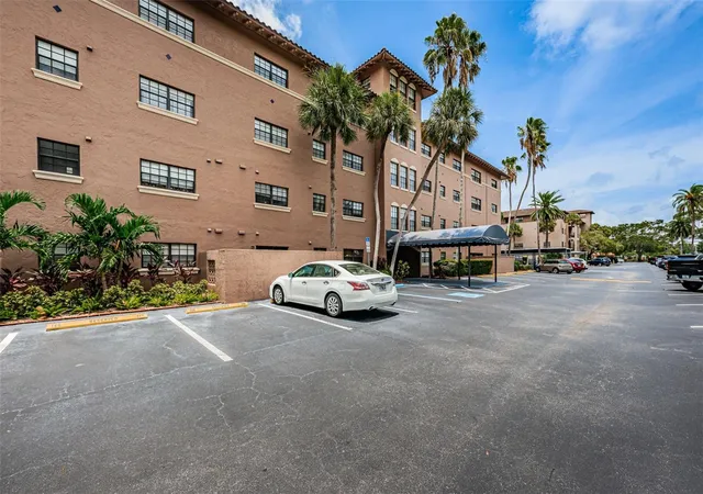 Photo 54 of Condo for sale at 6100 Gulfport Blvd S #405, Gulfport, FL 33707 | MLS# TB8542375 | Listing updated on 2026-09-07