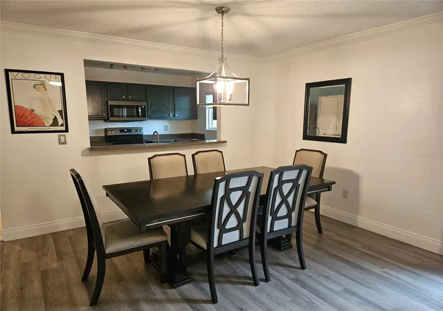 4th image of 1737 Parakeet Wy #2, Sarasota, FL 34232 | MLS# A4704034