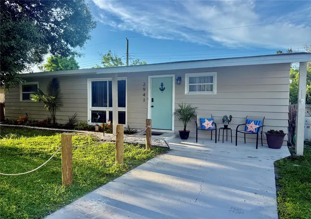 Photo 1 of Single family home for sale at 2941 Poplar St, Sarasota, FL 34237 | MLS# A4704036 | Listing updated on 2026-09-02