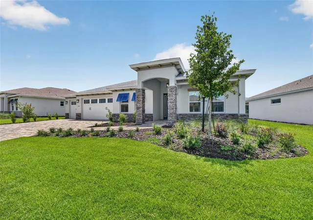 Photo 3 of Single family home for sale at 10222 Sw 84th Street Rd, Ocala, FL 34481 | MLS# OM731067 | Listing updated on 2026-08-29