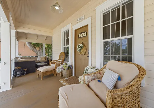 Photo 3 of Single family home for sale at 535 W Osceola St, Clermont, FL 34711 | MLS# O6436561 | Listing updated on 2026-09-05