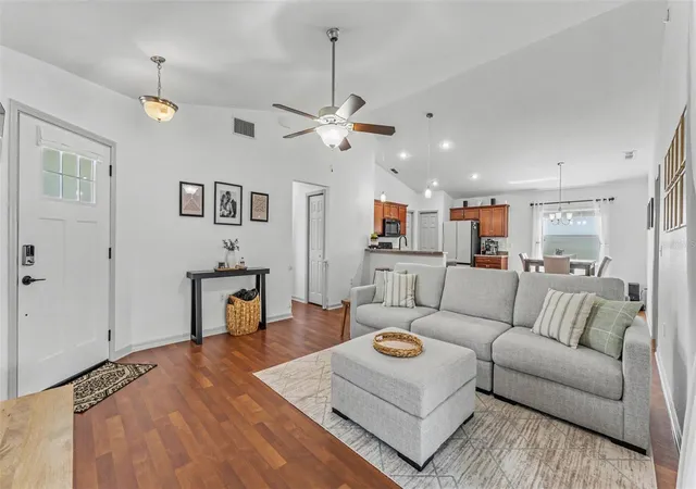 Photo 2 of Sale Pending at 5030 Belmont Park Ln, Mulberry, FL 33860 | MLS# R4911878 | Listing updated on 2026-10-03