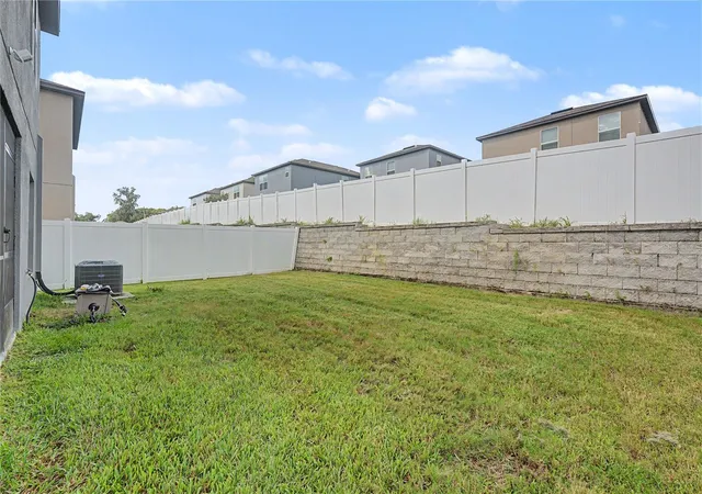 Photo 4 of Single family home for sale at 6357 Beverly Hills Dr, Zephyrhills, FL 33541 | MLS# TB8542406 | Listing updated on 2026-09-08