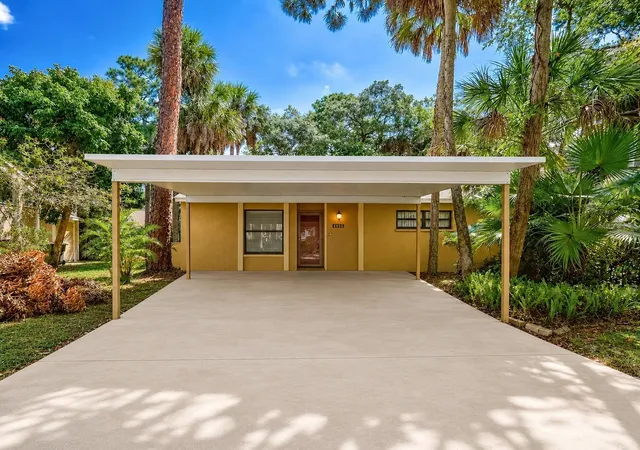 Photo 1 of Condo for sale at 4956 Village Gardens Dr #145, Sarasota, FL 34234 | MLS# A4704046 | Listing updated on 2026-08-28
