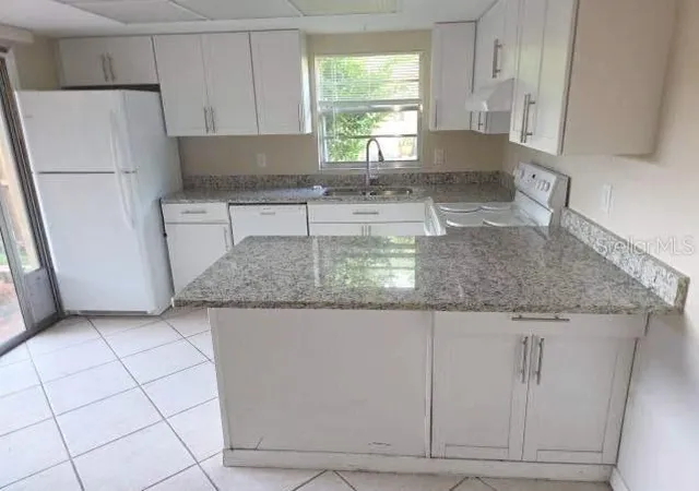 Photo 2 of Townhouse for sale at 188 Moonstone Ct, Port Orange, FL 32129 | MLS# O6436569 | Listing updated on 2026-10-06