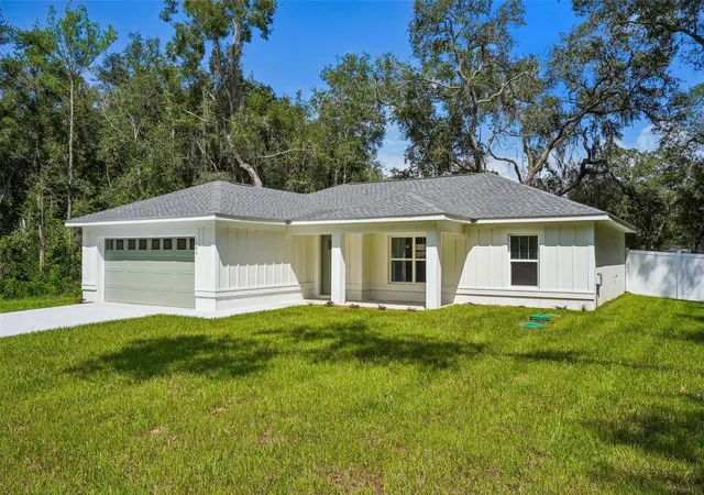 Photo 2 of Single family home for sale at 1194 W Virginis Dr, Citrus Springs, FL 34434 | MLS# O6436572 | Listing updated on 2026-08-29