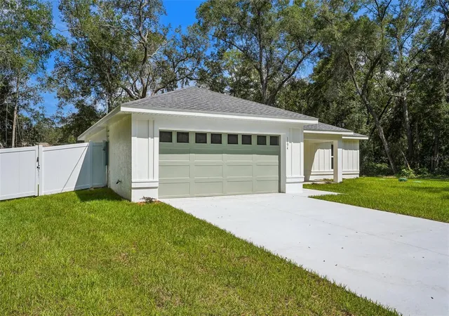 Photo 3 of Single family home for sale at 1194 W Virginis Dr, Citrus Springs, FL 34434 | MLS# O6436572 | Listing updated on 2026-10-08
