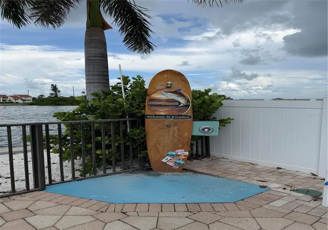 2nd image of 5200 Brittany Dr S, ST PETERSBURG, FL 33715
