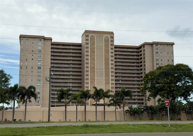 2nd image of 5200 Brittany Dr S #609, St Petersburg, FL 33715 | MLS# TB8542424
