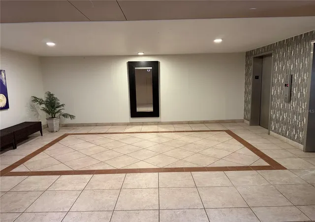 5th image of 5200 Brittany Dr S #609, St Petersburg, FL 33715 | MLS# TB8542424