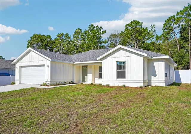 Photo 2 of Single family home for sale at 13388 Sw 71st Ct, Ocala, FL 34473 | MLS# O6436578 | Listing updated on 2026-08-29