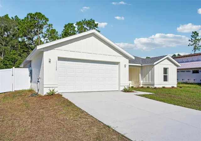 Photo 3 of Single family home for sale at 13388 Sw 71St Ct, Ocala, FL 34473 | MLS# O6436578 | Listing updated on 2026-08-29