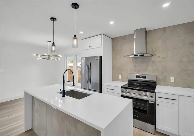 Photo 3 of Single family home for sale at 5355 2Nd Ave S, St Petersburg, FL 33707 | MLS# TB8542428 | Listing updated on 2026-09-01
