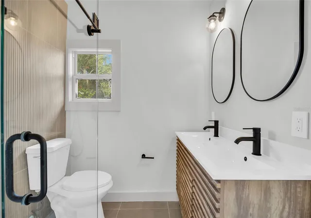 Photo 4 of Single family home for sale at 5355 2Nd Ave S, St Petersburg, FL 33707 | MLS# TB8542428 | Listing updated on 2026-09-01