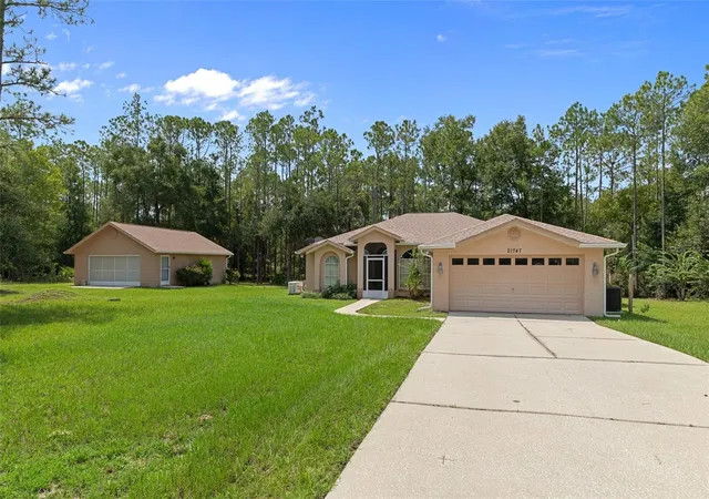 Photo 1 of Single family home for sale at 21747 Sw 82nd Loop, Dunnellon, FL 34431 | MLS# OM731072 | Listing updated on 2026-08-28