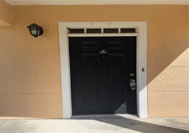 Photo 3 of Condo for sale at 3301 Soho St #204, Orlando, FL 32835 | MLS# O6436583 | Listing updated on 2026-08-27